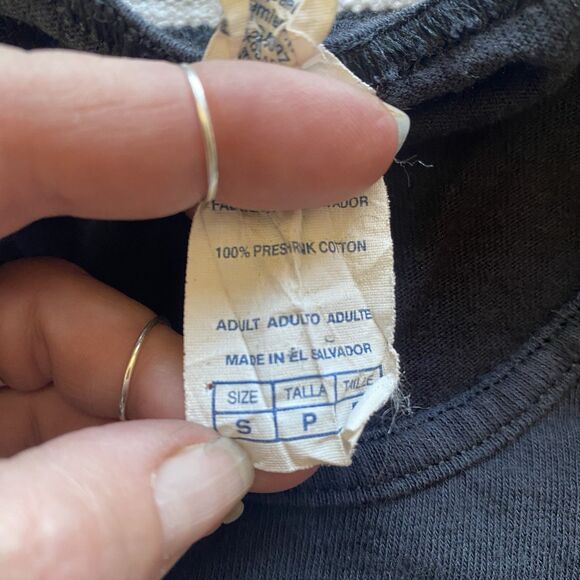 Vintage 90’s Delta Pro Weight Graphic Tank Tee. Cotton. Small. Unisex. - Picture 4 of 8